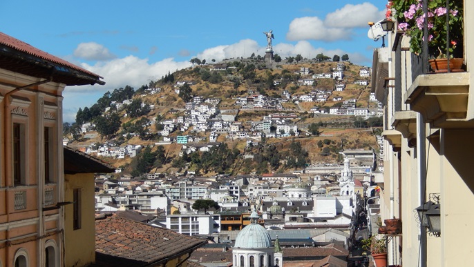 キト旧市街_ガラパゴスクルーズ